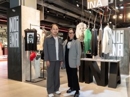 สยามเซ็นเตอร์ ชวนทุกคนค้นหาตัวตนที่แตกต่างผ่านคอลเลกชั่นเซ็ตพิเศษ NOI x INA ผลงานสร้างสรรค์จากดีไซเนอร์ไอคอนิกของไทยร่วมกับศิลปินระดับตำนาน