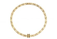 B.ZERO1 ดีไซน์โซ่โดดเด่นอย่างคลาสสิกและเหนือกาลเวลา B.zero1 ยังคงไว้ซึ่งดีไซน์ที่โดดเด่นและพัฒนาความสวยงามอันเป็นเอกลักษณ์ในการสร้างสรรค์เครื่องประดับในปี 2025