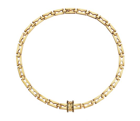 B.ZERO1 ดีไซน์โซ่โดดเด่นอย่างคลาสสิกและเหนือกาลเวลา B.zero1 ยังคงไว้ซึ่งดีไซน์ที่โดดเด่นและพัฒนาความสวยงามอันเป็นเอกลักษณ์ในการสร้างสรรค์เครื่องประดับในปี 2025