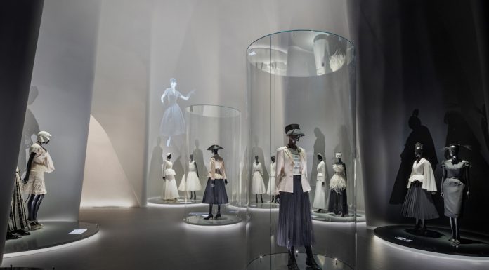 THE CHRISTIAN DIOR: DESIGNER OF DREAMS EXHIBITION IN SEOUL