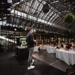 Elias Läderach เผยเสน่ห์งานฝีมือช็อกโกแลตสวิสอันเป็นเอกลักษณ์ของ Läderach ในงานมาสเตอร์คลาสสุดเอ็กซ์คลูซีฟที่กรุงเทพฯ