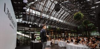 Elias Läderach เผยเสน่ห์งานฝีมือช็อกโกแลตสวิสอันเป็นเอกลักษณ์ของ Läderach ในงานมาสเตอร์คลาสสุดเอ็กซ์คลูซีฟที่กรุงเทพฯ