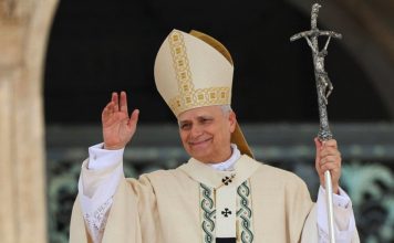 โป๊ปอเมริกันองค์แรกขึ้นรับตำแหน่งยิ่งใหญ่ เรียกร้องหยุดสงคราม-สร้างความสามัคคี