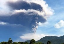 ภูเขาไฟเลโวโตบี ลากี-ลากี บนเกาะฟลอเรส ปะทุรุนแรง อินโดนีเซียยกระดับเตือนภัยขั้นสูงสุด