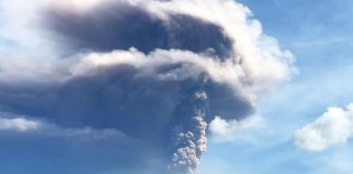 ภูเขาไฟเลโวโตบี ลากี-ลากี บนเกาะฟลอเรส ปะทุรุนแรง อินโดนีเซียยกระดับเตือนภัยขั้นสูงสุด