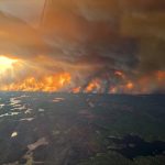 แมนิโทบาประกาศภาวะฉุกเฉิน หลังไฟป่าคร่าพื้นที่ราว 2 แสน เฮกตาร์ ชาวบ้านนับหมื่นต้องอพยพ