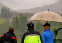 ภัยธรรมชาติถล่มสวิตเซอร์แลนด์ ธารน้ำแข็งละลายฝังหมู่บ้านใต้โคลน