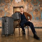 TUMI ฉลองเปิดตัวกระเป๋าเดินทางรุ่น 19 DEGREE LITE ด้วยแคมเปญโฆษณาที่นำแสดงโดยแบรนด์แอมบาสเดอร์ระดับโลก LANDO NORRIS