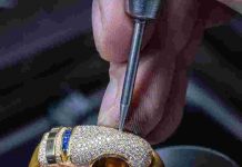 Van Cleef & Arpels – เครื่องประดับบอกเวลา Jewels that tell time