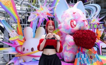 สยามเซ็นเตอร์ ชูพลังไทยสร้างสรรค์ ต้อนรับเทศกาลไพร์ด กับ SIAM CENTER x PORIIN “The Galaxy of Love” และ “TITAN FUR”  โดย กลุ่มคอมมูนิตี้นักสร้างสรรค์ภูมิปัญญาไทยจากทั่วประเทศ