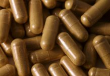 แพทย์อังกฤษ ทดลองนวัตกรรมขจัดแบคทีเรียและเชื้อดื้อยา “แคปซูลจุลินทรีย์จากอุจจาระ”