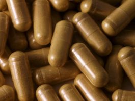 แพทย์อังกฤษ ทดลองนวัตกรรมขจัดแบคทีเรียและเชื้อดื้อยา “แคปซูลจุลินทรีย์จากอุจจาระ”