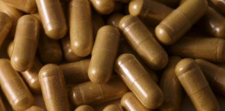 แพทย์อังกฤษ ทดลองนวัตกรรมขจัดแบคทีเรียและเชื้อดื้อยา “แคปซูลจุลินทรีย์จากอุจจาระ”