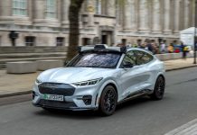 รถแท็กซี่ไร้คนขับ Uber คาดวิ่งจริงในลอนดอน ปี 2026 ตามกฎหมายใหม่