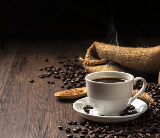 กาแฟดำยืดอายุ นักวิจัยเตือน ใส่น้ำตาล-ครีมมากไป ประโยชน์หาย