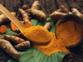 ขมิ้นชัน สมุนไพรสีทอง ลดอักเสบ เสริมภูมิหัวใจ สมอง และฮอร์โมน ที่วิทยาศาสตร์ยืนยันว่าดีต่อสุขภาพรอบด้าน