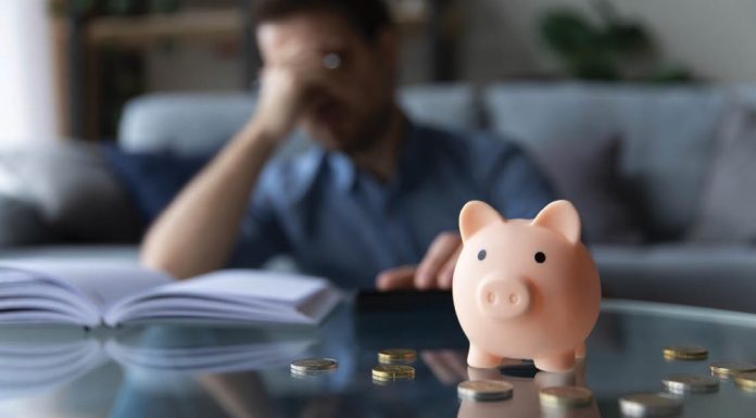 ผู้เชี่ยวชาญแนะ “ตั้งสติ–วางแผน–อย่าเดินคนเดียว” ทางออกรับมือความเครียดทางการเงิน