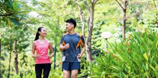 ยาที่ไม่ต้องเสียเงินซื้อ เดินแค่ 5 นาทีก็เปลี่ยนสุขภาพได้ WHO แนะ เดินวันละ 30 นาที ส่งผลดีต่อสุขภาพกายและใจ