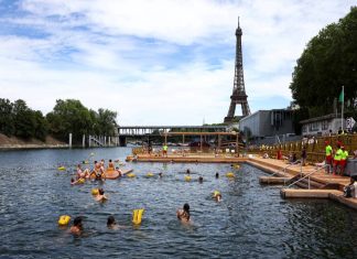 แม่น้ำแซนกลับมามีชีวิตในรอบ 100 ปี ชาวเมืองได้ลงเล่นน้ำอีกครั้ง หลังฟื้นฟูมูลค่าพันล้านยูโร
