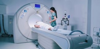 CT Scan อนาคตที่ต้องจ่าย? เครื่องมือช่วยชีวิต แต่เสี่ยงมะเร็งร้าย ฉาย CT Scan อย่างไรให้ปลอดภัย ทำความเข้าใจความเสี่ยงและประโยชน์