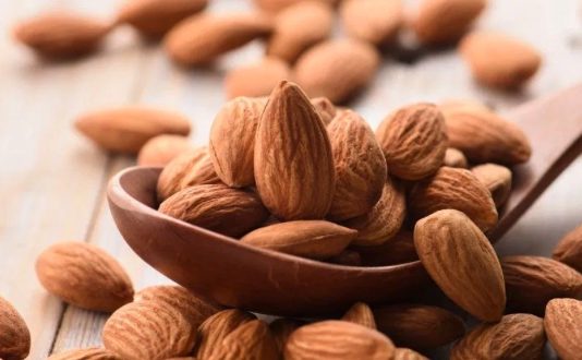 ทำไมการกินอัลมอนด์วันละ 23 เม็ด ถึงดีต่อร่างกาย เคล็ดลับอิ่มนานไม่ต้องอด บำรุงผิวและผมด้วยอัลมอนด์