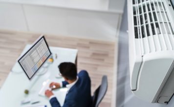 “Sick Building Syndrome” เมื่อ แอร์ ช่วยลดโรค แต่ก็อาจทำให้ป่วยได้เช่นกัน รู้ทันผลดี-ผลเสียของแอร์ในเมืองร้อน พร้อมวิธีดูแลสุขภาพ