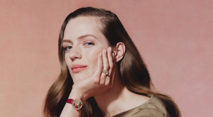 จากความเปรี้ยวซ่อนหวานสู่เสน่ห์อันประณีต Van Cleef & Arpels เปิดตัว Perlée Extraordinaire Fruits Enchantés