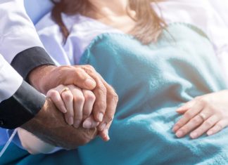 เมื่อชีวิตกลับมาสดใสก่อนสิ้น ปรากฏการณ์ Terminal Lucidity ทำไมผู้ป่วยถึงสัญญาณดีขึ้นในช่วงเวลาสั้น ๆ ก่อนการจากลา