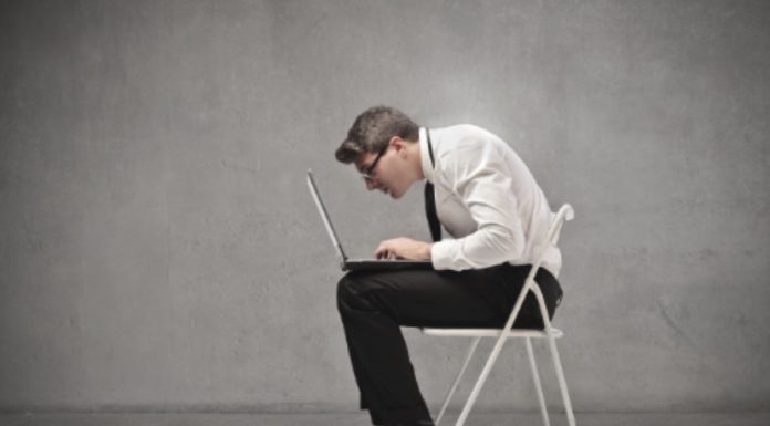 Sitting Disease ภัยเงียบของคนทำงานยุคดิจิทัล นั่งทำงานนานเกิน 8 ชั่วโมง เพิ่มเสี่ยงโรคเรื้อรังและเสียชีวิตก่อนวัย