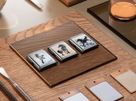 ม้าแห่งศิลปะจีนบนฝาหลัง Reverso Tribute Enamel ‘Xu Beihong’ จาก Jaeger-LeCoultre” นาฬิการุ่นลิมิเต็ด 3 รุ่น ฉลองปีมะเมีย 2026