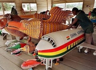 โลงศพแฟนตาซีของกานา ศิลปะที่เปลี่ยนความตายให้เป็นการเริ่มต้นใหม่ Paa Joe กับธุรกิจที่เติบโตจากความตาย สะท้อนชีวิต