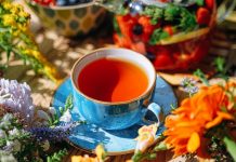 เคล็ดลับตัวหอมธรรมชาติ สมุนไพรคือเสน่ห์ใหม่ของผู้หญิง จากกานพลูถึงชาดอกไม้ สูตรลับหอมจากภายในแบบไม่ต้องพึ่งน้ำหอม