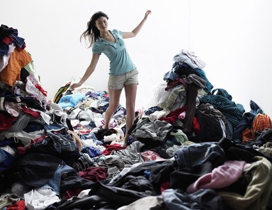 บ้าน รก ไม่ใช่เรื่อง เล็ก กระตุ้นฮอร์โมนความเครียด สุขภาพพัง UCLA พบบ้านรกเชื่อมโยงกับความเครียดเรื้อรังในผู้หญิง