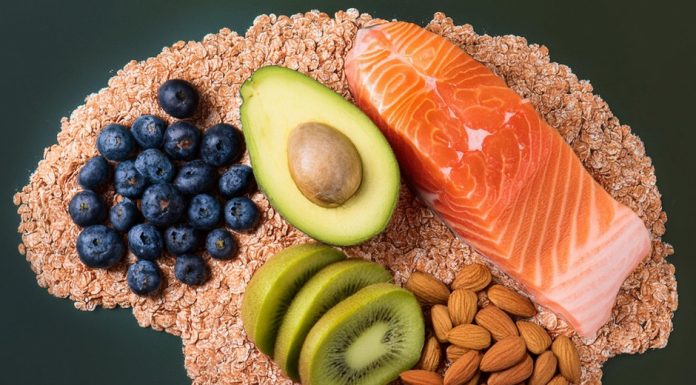 MIND Diet และวิถีชีวิตสมดุล เกราะป้องกันภาวะสมองเสื่อม WHO ชี้ กินดี นอนพอ ออกกำลัง ลดปัจจัยเสี่ยง 40%