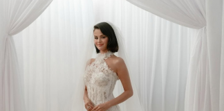Selena Gomez และ Benny Blanco สวมชุดแต่งงานจาก Ralph Lauren ฉลองความรักสุดโรแมนติก