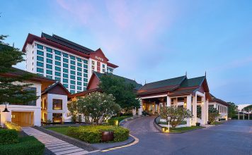 อวานี ขอนแก่น โฮเทล แอนด์ คอนเวนชั่น เซ็นเตอร์ โดดเด่นใจกลางเมืองขอนแก่น ด้วยการออกแบบสไตล์ไทยอีสานประยุกต์พร้อมสิ่งอำนวยความสะดวกตอบโจทย์ผู้เข้าพักกลุ่มหลากหลาย